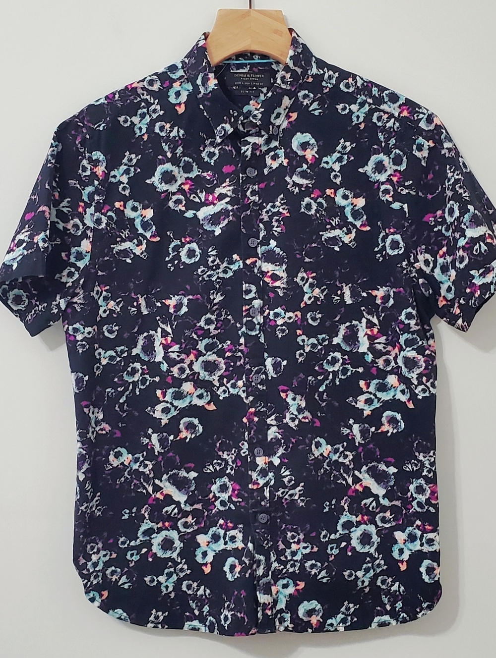 Denim & Flower Black Multi Print Short Sleeve Button Down Shirt Slim Fit Large